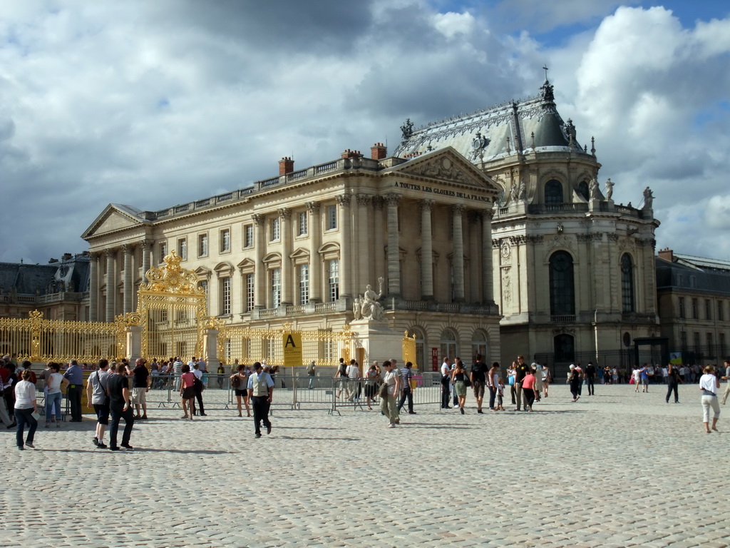 Right front of the Palace of Versailles, with the Chapel of Versailles