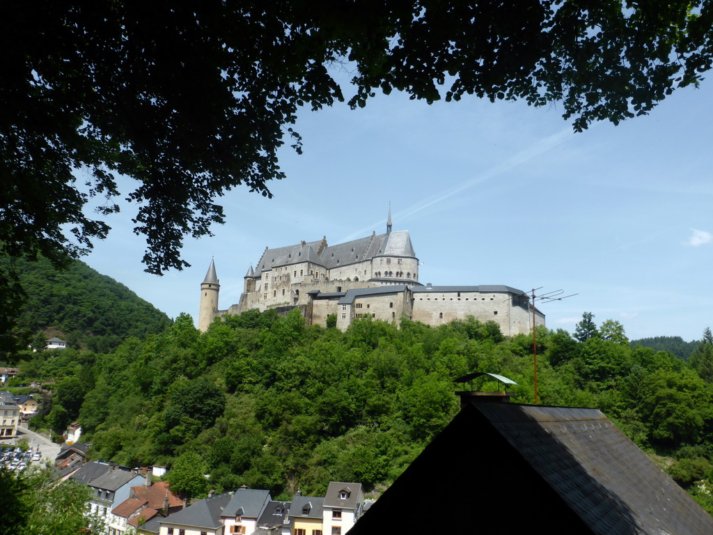 The Vianden Castle and the Grand-Rue street, viewed from the Rue de Diekirch street