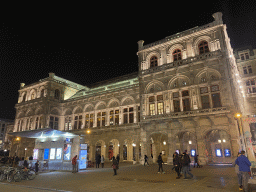 East side of the Wiener Staatsoper building at the Kärntner Straße street, by night