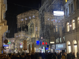 Decorative lights above the Kärntner Straße street, by night