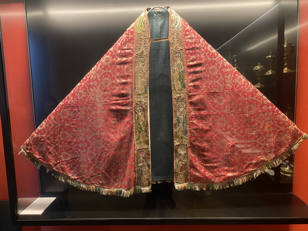 Vestment at the first floor of the Karlskirche church