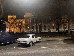 Front of the Wiener Börsensäle building at the Börseplatz square, by night