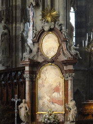 Altar inbetween the south aisle and the nave of St. Stephen`s Cathedral, viewed from the north aisle