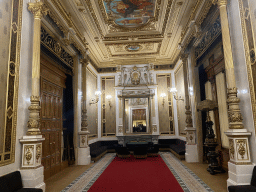 Interior of the Tea Salon at the upper floor of the Wiener Staatsoper building