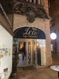 Front of the LETO Restaurant at the Schwertgasse street, by night