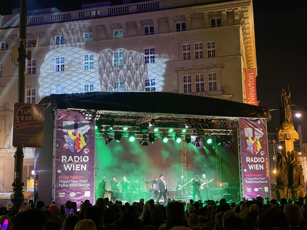 Silvesterpfad stage at the Freyung square, by night