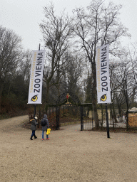 Entrance to the Schönbrunn Zoo at the Rustenallee road at the Schönbrunn Park