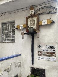 Jezus shrine at the crossing of the Via Giuseppe Mazzini and Vicolo Passariello streets