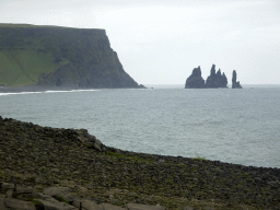 The Reynisfjara Beach, the Hálsanefshellir cave and the Reynisdrangar rocks, viewed from the lower viewpoint of the Dyrhólaey peninsula