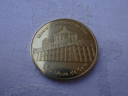 Mosteiro da Serra do Pilar monastery coin at the terrace of the Caffè Italia Gaia restaurant at the Avenida da República street