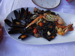 Seafood at the terrace of the Caffè Italia Gaia restaurant at the Avenida da República street