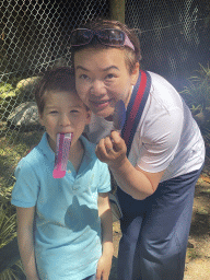Miaomiao and Max with an ice cream and a feather at the Zoo Santo Inácio