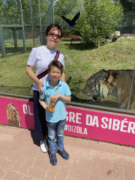 Max with a Siberian Tiger at the Zoo Santo Inácio