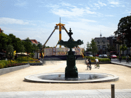 Fountain and funfair at the Bellamypark