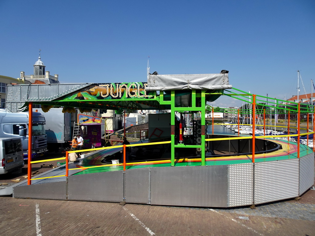 Attraction at the funfair at the Ballastkade street