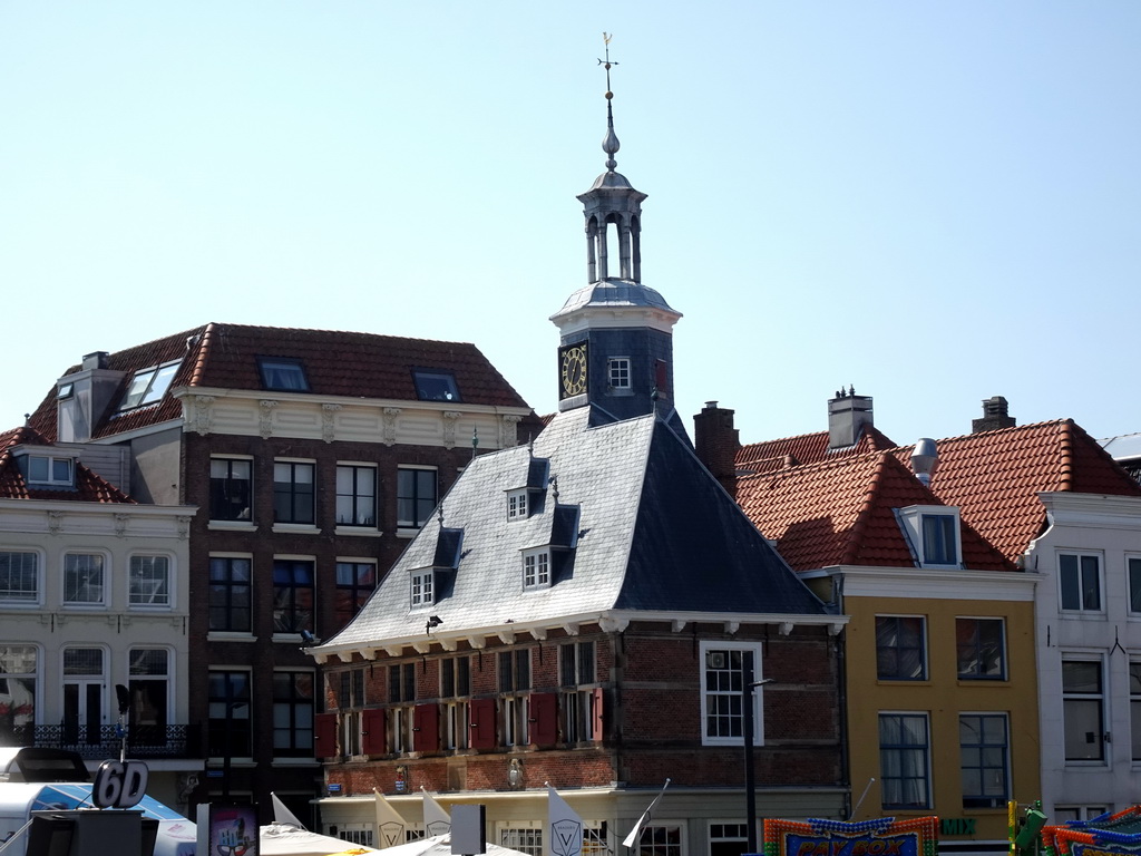 The Brasserie V restaurant at the Beursplein square, viewed from the De Ruyterplein square