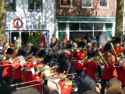 Fanfare at the Stationsstraat street, during the Liberation Day procession