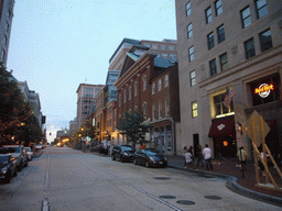 10th Street NW, with the Hard Rock Cafe