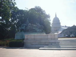 The left part of the Ulysses S. Grant Memorial and the U.S. Capitol