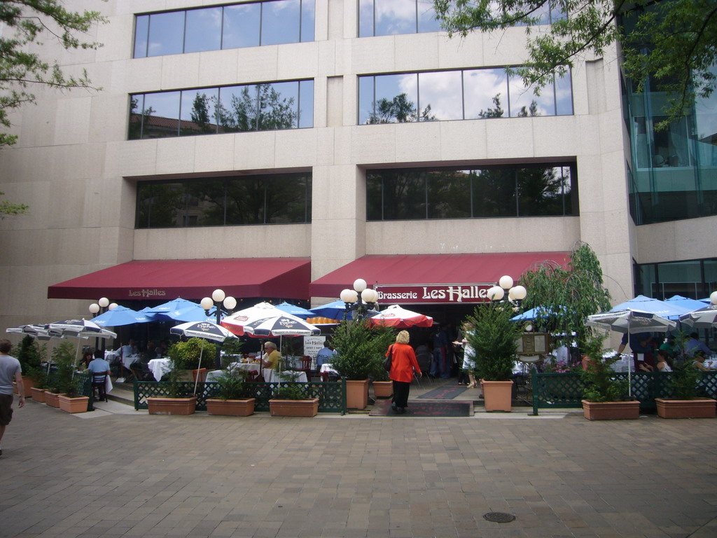 Our lunch restaurant Brasserie Les Halles