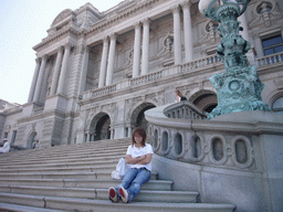 Miaomiao at the Thomas Jefferson Building of the Library of Congress