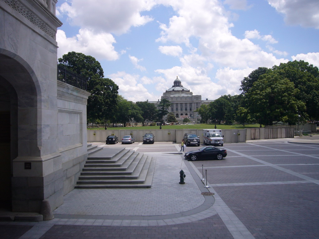 The Thomas Jefferson Building of the Library of Congress, from the side of the U.S. Capitol