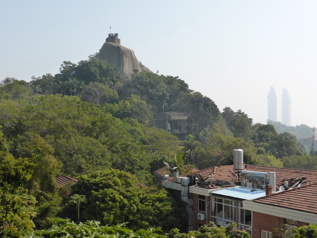 Qinyuan Garden and Sunlight Rock at Gulangyu Island, viewed from Jishan Road