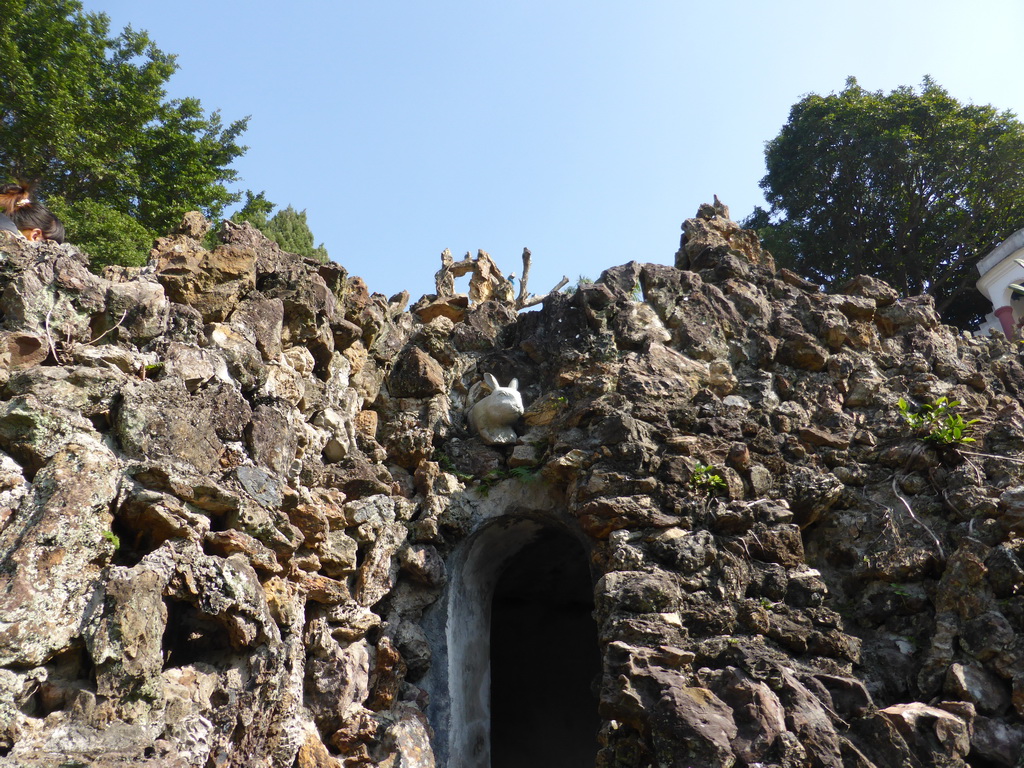 Gate with a rabbit statue on top, at the Twelve Grotto Heaven at Gulangyu Island