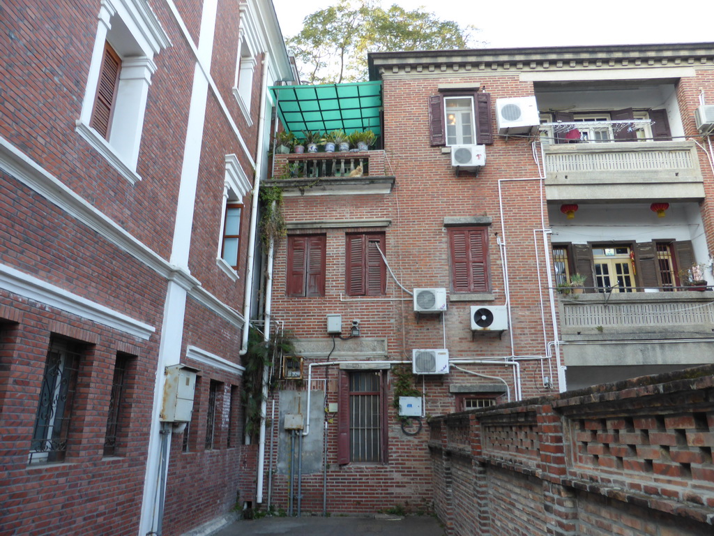 Building at Fuzhou Road