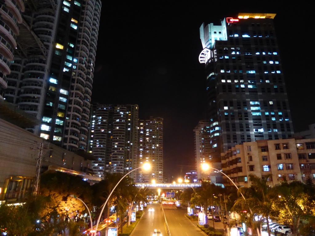South side of Hubin West Road, viewed from a pedestrian bridge, by night