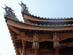 Decorations on the top of the Drum Pavilion of the Nanputuo Temple