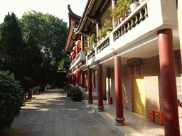 Building at the left side of the Nanputuo Temple