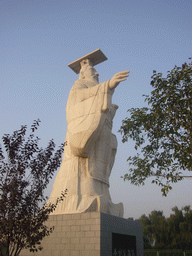 Statue of Qin Shi Huang in front of the Terracota Mausoleum