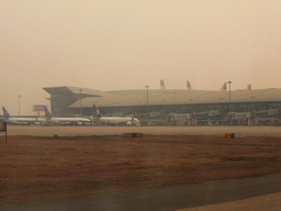 Airplanes at Wuhan Tianhe International Airport, viewed from the airplane from Haikou