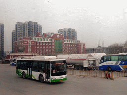 Yantai West Bus Station near the crossing of the Tongsan Expressway and the Beijing South Road, viewed from the bus to Qingdao