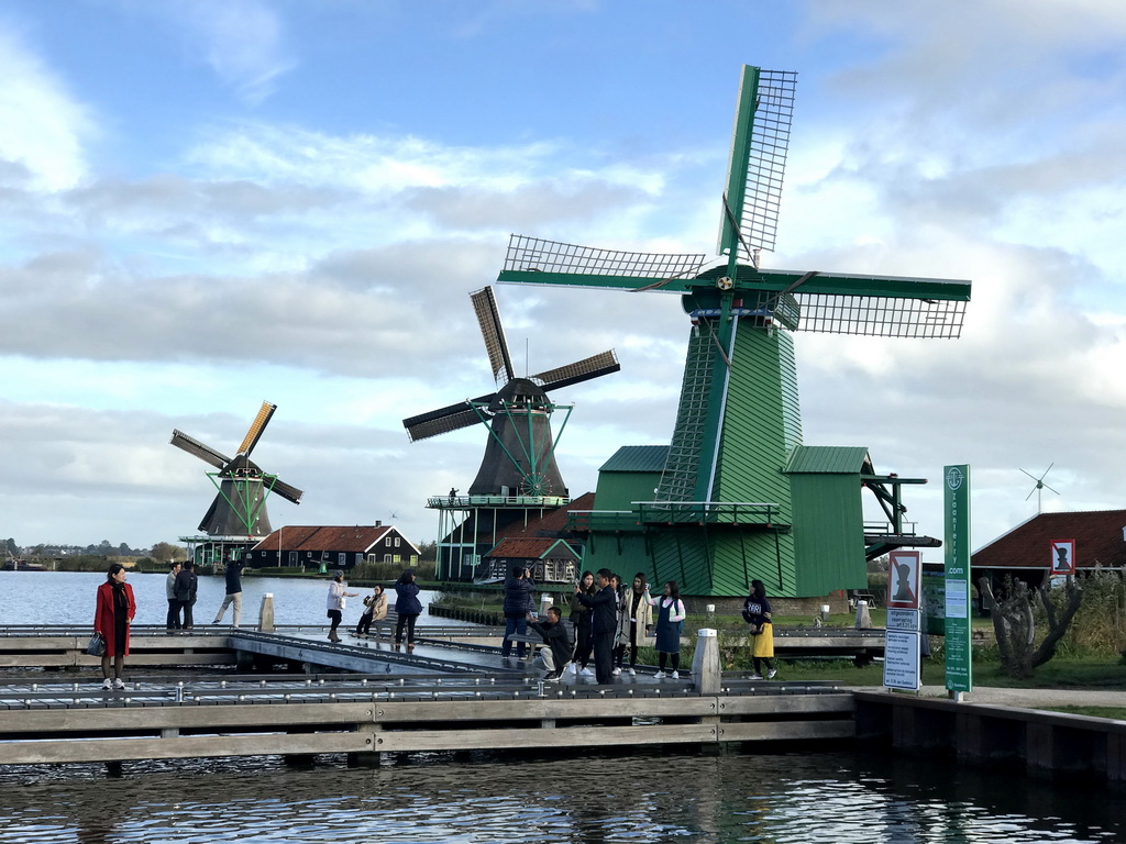 The De Zoeker, De Kat and De Gekroonde Poelenburg windmills at the Zaanse Schans neighbourhood