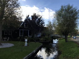 Houses and canal at the west side of the Zaanse Schans neighbourhood