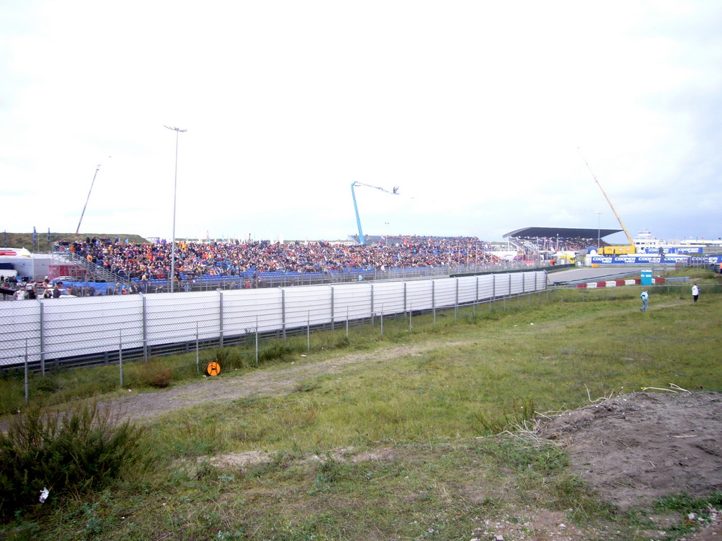 The main grandstand at Circuit Zandvoort, just before the Sprint Race of the 2007-08 Dutch A1 Grand Prix of Nations