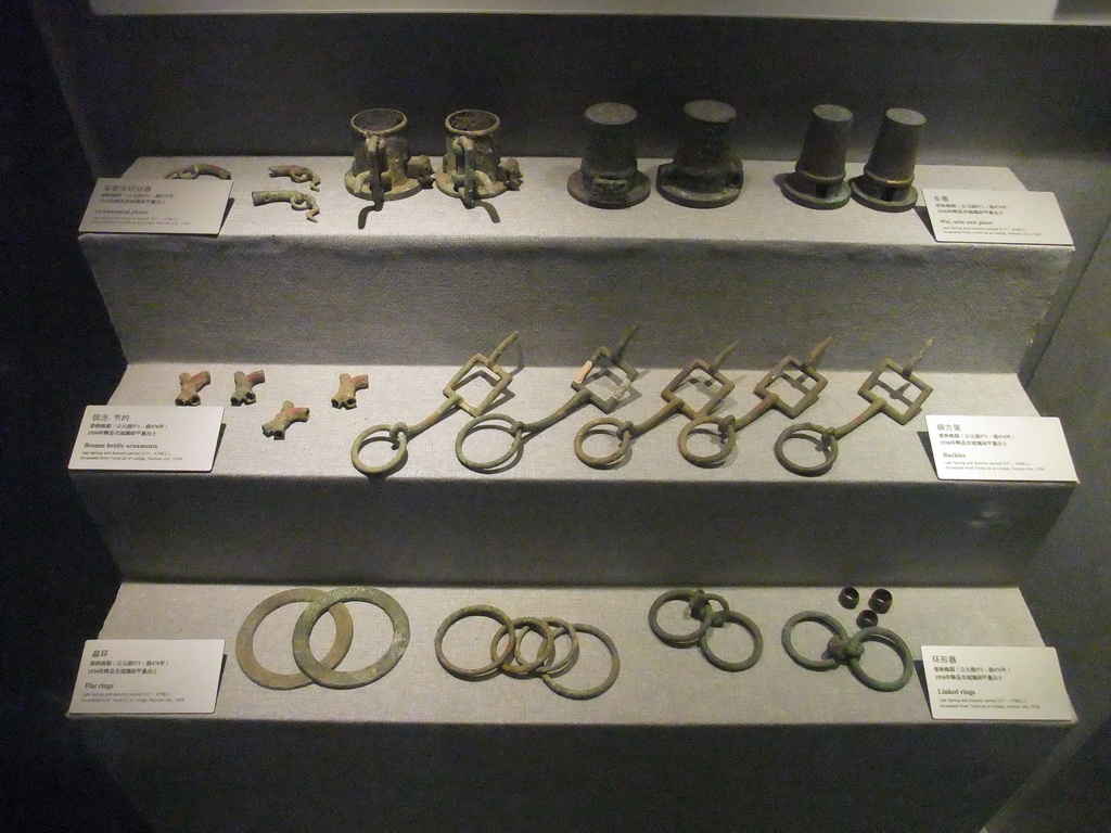Ancient ornaments and rings at the Henan Provincial Museum, with explanations