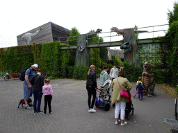 Entrance to Dinoland Zwolle at the Willemsvaart street