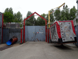 Fence and dinosaur cage at Dinoland Zwolle